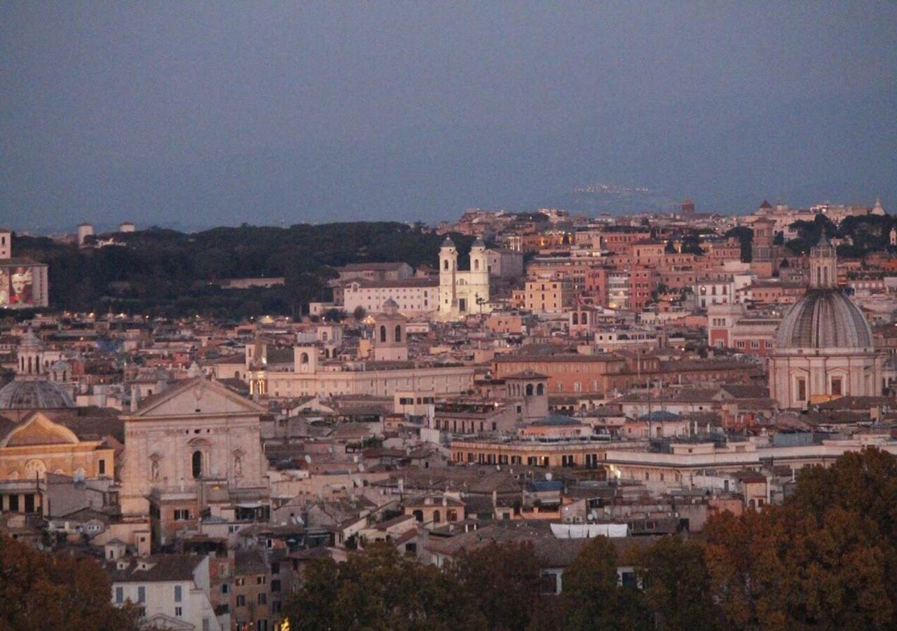 Vatican In The Moonlight Apartment Roma Eksteriør bilde